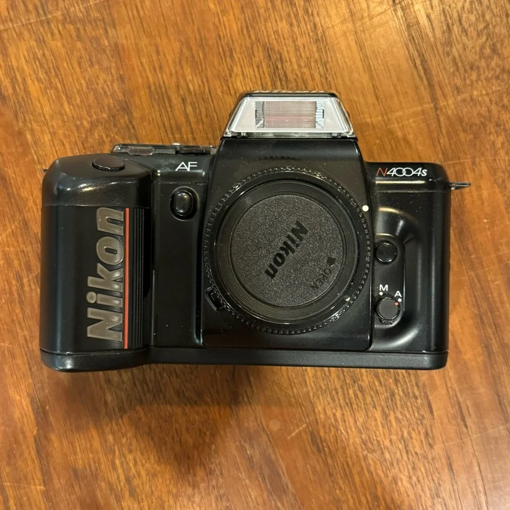 Nikon N4004s film camera vintage body only EUC